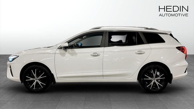 Begagnad MG MG5 EV Long Range 114 kW (156 HK) 2022 Vit Kombi