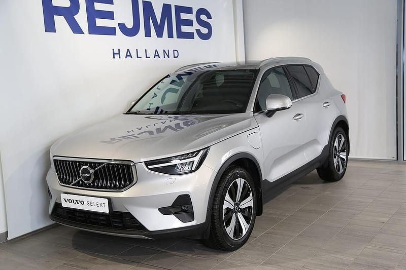 Begagnad 2023 Volvo XC40 SUV | 389 500 kr - Bild 1/4