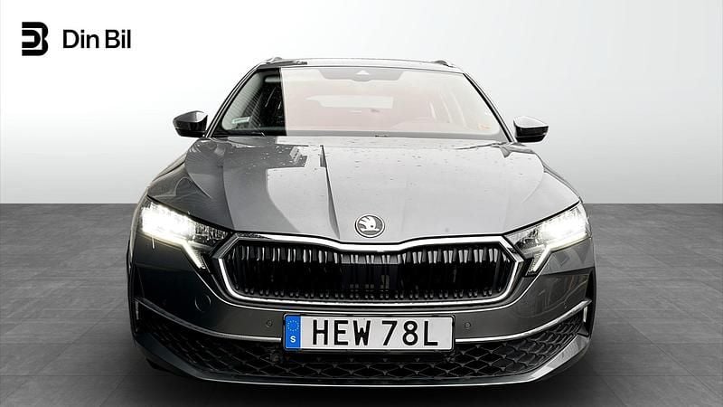 Begagnad Skoda Octavia Selection 116 HK (85 kW) 2025 Grå Kombi