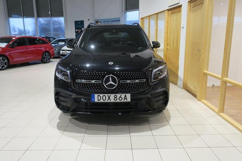 Begagnad Mercedes GLB200 AMG 150 HK (110 kW) 2022 Svart SUV