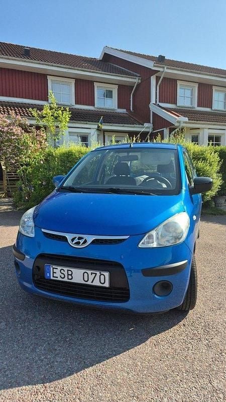 Blå Begagnad 2009 Hyundai i10 Halvkombi | 27 000 kr (Bra pris) - Bild 1/4