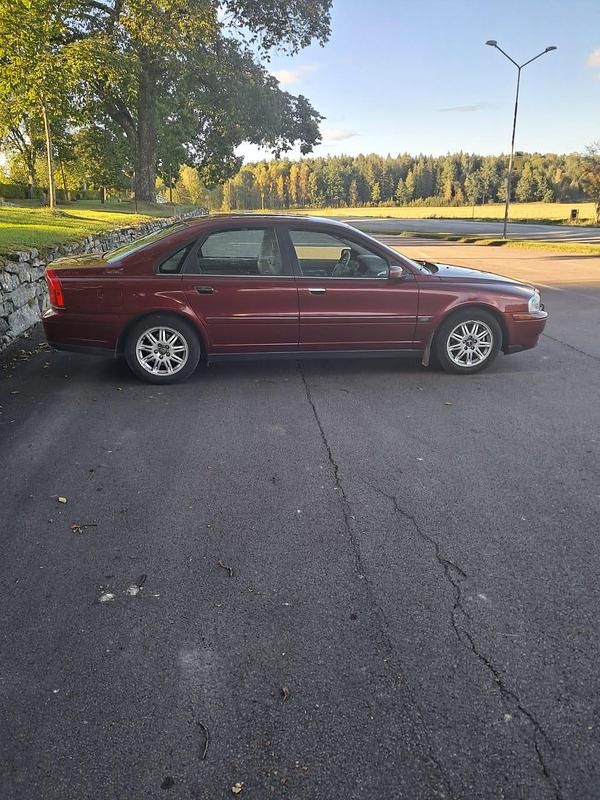 Metallick Begagnad 2005 Volvo S80 Sedan | 46 500 kr (Marknadspris) - Bild 1/2
