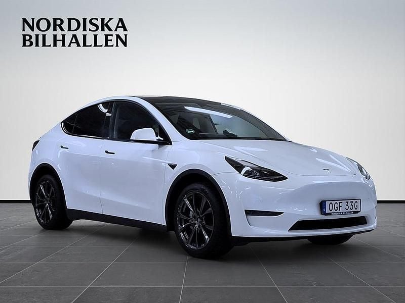 Vit Begagnad 2022 Tesla Model Y Long Range AWD SUV | 289 795 kr (Bra pris) - Bild 1/4