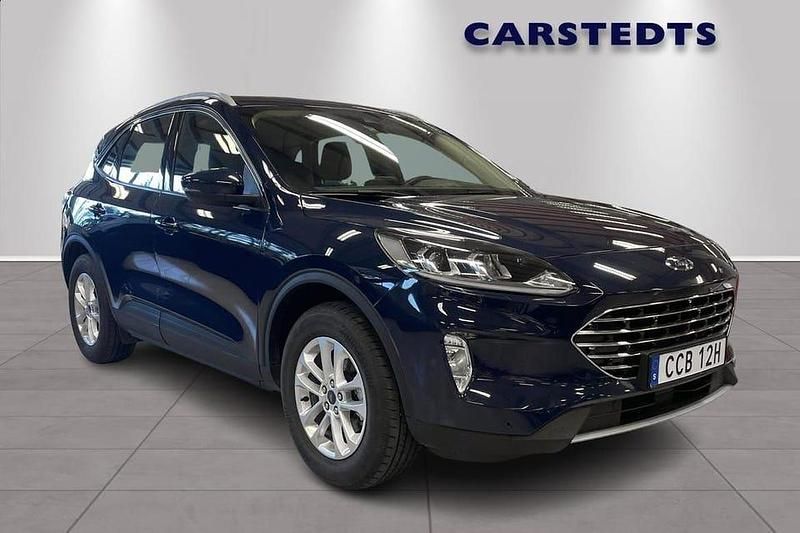 Blå Begagnad 2022 Ford Kuga Titanium SUV | 299 900 kr (Lite dyr) - Bild 1/4