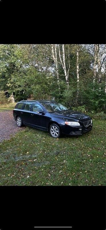 Begagnad 2008 Volvo V70 Kombi | 17 000 kr (Bra pris) - Bild 1/1