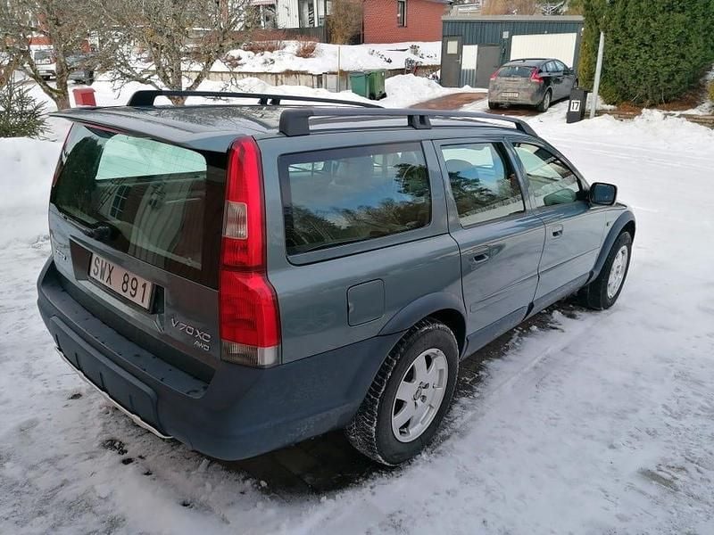 Begagnad Volvo XC70 200 HK (147 kW) 2002 Gröngrå Kombi