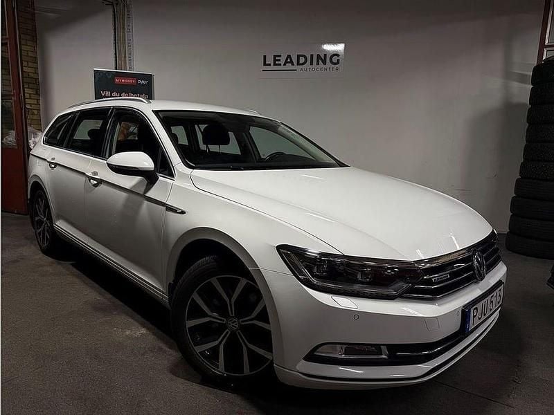 Begagnad VW Passat 150 HK (110 kW) 2017 Vit Kombi