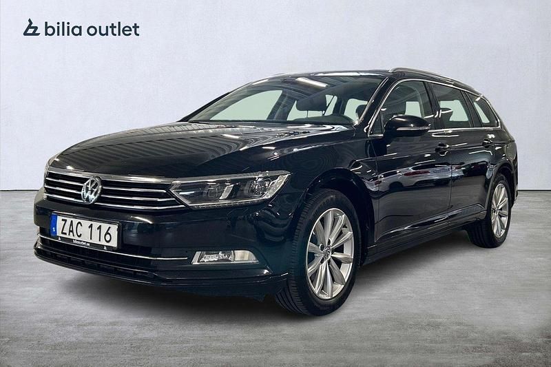 Svart Begagnad 2017 VW Passat Executive Kombi | 194 900 kr (Marknadspris) - Bild 1/3