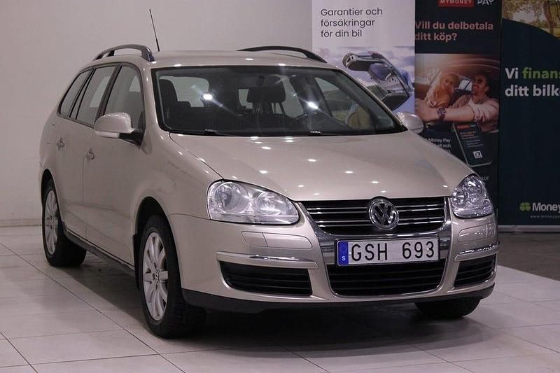 Begagnad VW Golf VI 102 HK (75 kW) 2008 Brun Halvkombi