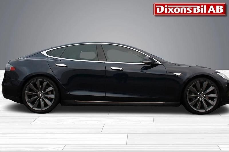 Begagnad Tesla Model S Performance 310 kW (422 HK) 2013 Blå Halvkombi