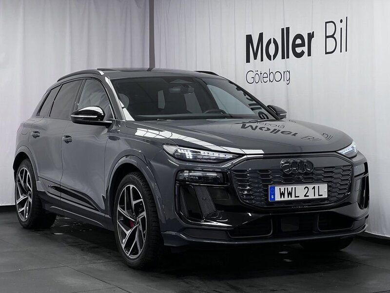 Grå (magnetgrå) Begagnad 2025 Audi Q6 e-tron S-Line SUV | 889 900 kr (Marknadspris) - Bild 1/3