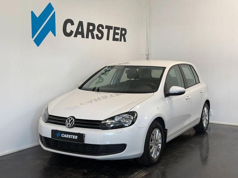 Vit Begagnad 2009 VW Golf VI Halvkombi | 79 900 kr (Lite dyr) - Bild 1/4