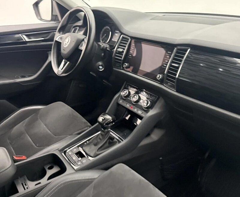 Brun Begagnad 2018 Skoda Kodiaq Business Line SUV | 290 000 kr (Bra pris) - Bild 1/4