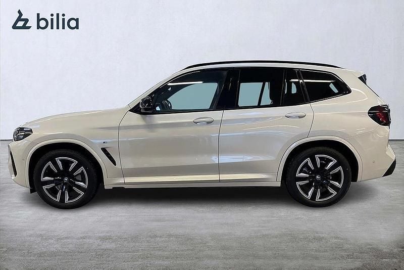 Begagnad BMW iX3 M Sport 210 kW (286 HK) 2024 Vit SUV