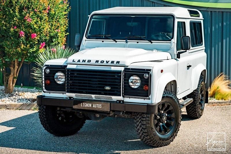Begagnad 2012 Land Rover Defender SUV | 649 900 kr - Bild 1/4