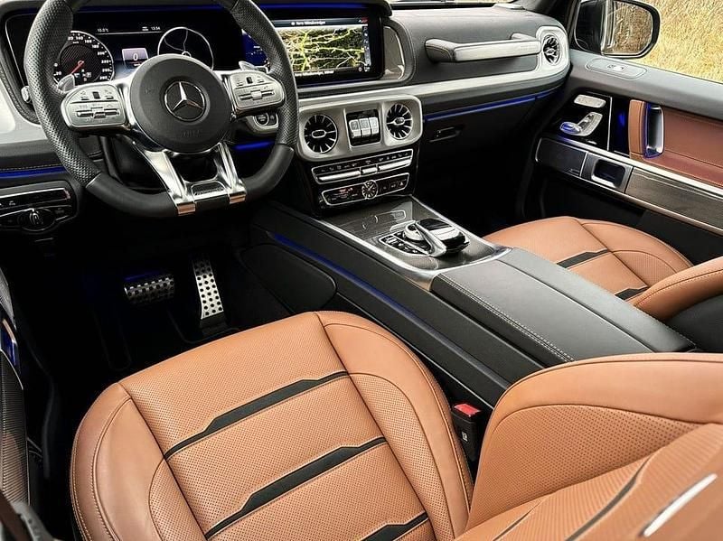 Begagnad Mercedes G63 AMG AMG 585 HK (430 kW) 2024 Mörk grå selenitgrå metallic SUV