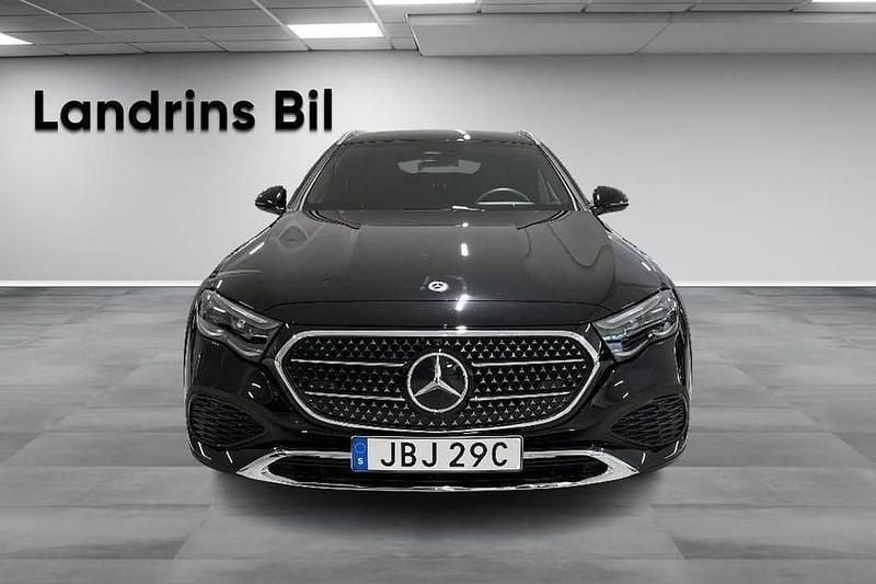 Begagnad Mercedes E220 All-Terrain Avantgarde 197 HK (144 kW) 2025 Svart Kombi