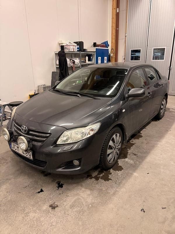 Begagnad Toyota Corolla 124 HK (91 kW) 2008 Sedan