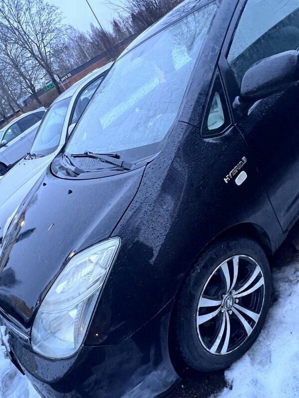 Begagnad 2007 Toyota Prius Halvkombi | 50 000 kr - Bild 1/3
