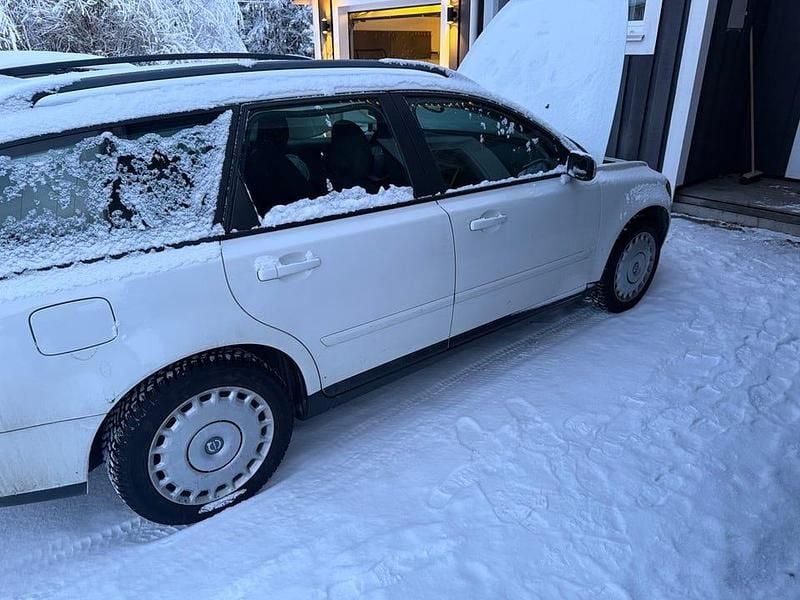 Begagnad Volvo V50 220 HK (161 kW) 2006 Kombi