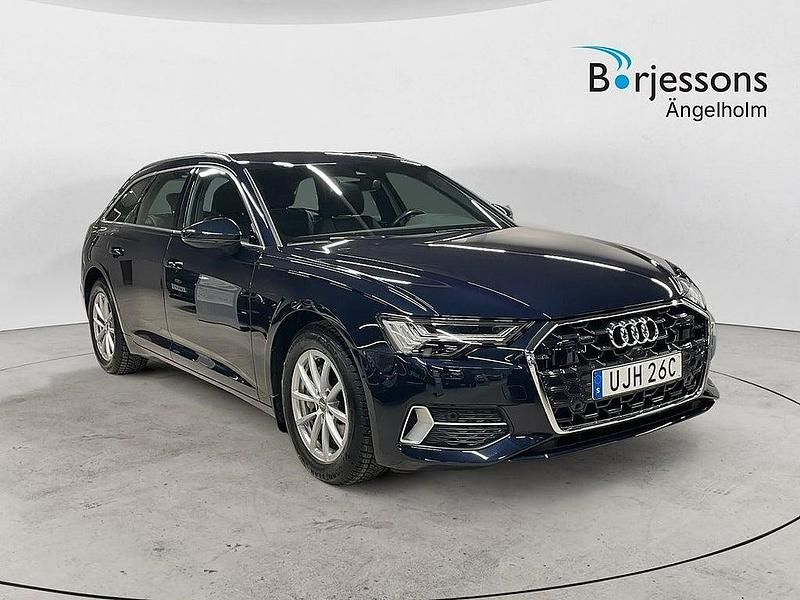 Blå Begagnad 2023 Audi A6 Sport Kombi | 429 000 kr (Marknadspris) - Bild 1/4