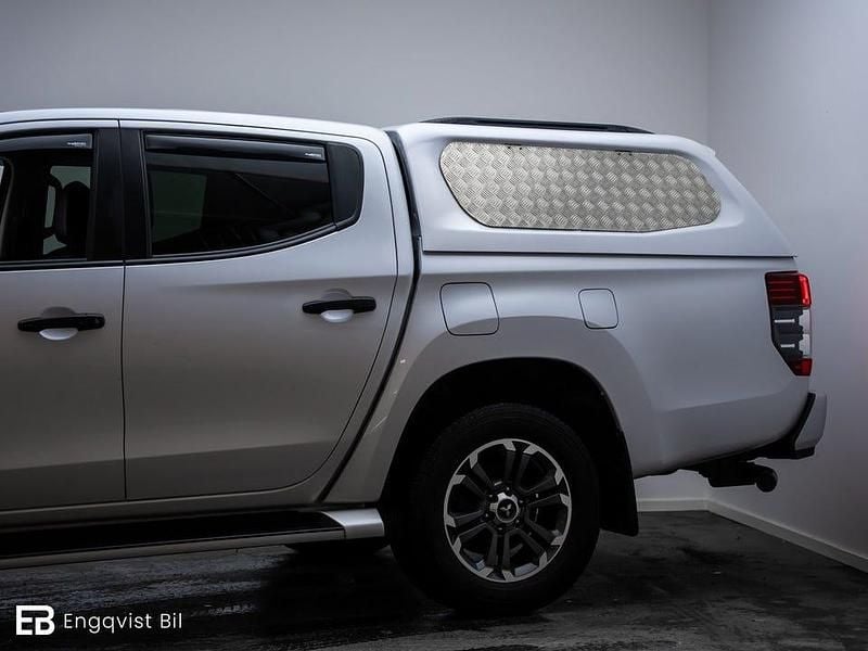 Begagnad Mitsubishi L200 150 HK (110 kW) 2020 Vit Pickup