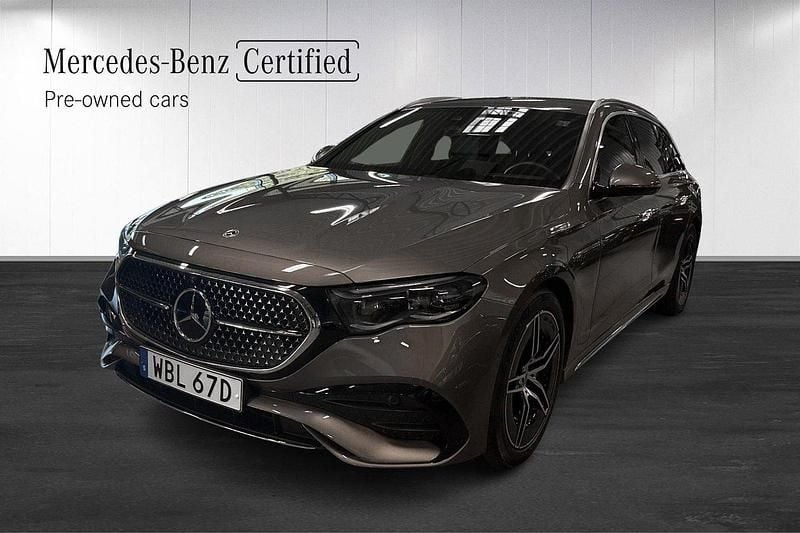 Brun Begagnad 2023 Mercedes E300 AMG Kombi | 609 000 kr (Superpris) - Bild 1/4
