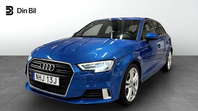 Arablå kristalleffekt Begagnad 2020 Audi A3 Sport | 214 000 kr (Bra pris) - Bild 1/3