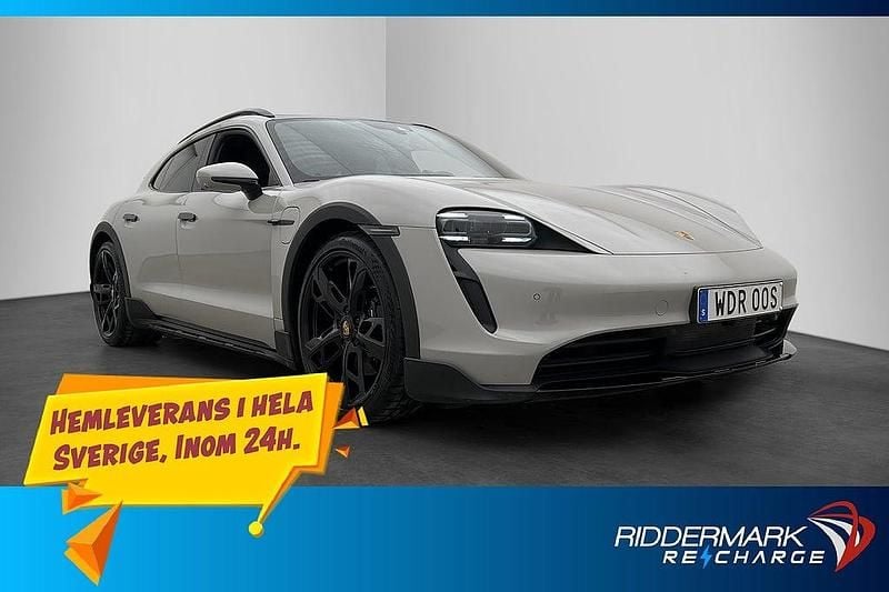 Ljusgrå Begagnad 2022 Porsche Taycan Cross Turismo Kombi | 764 900 kr (Bra pris) - Bild 1/3