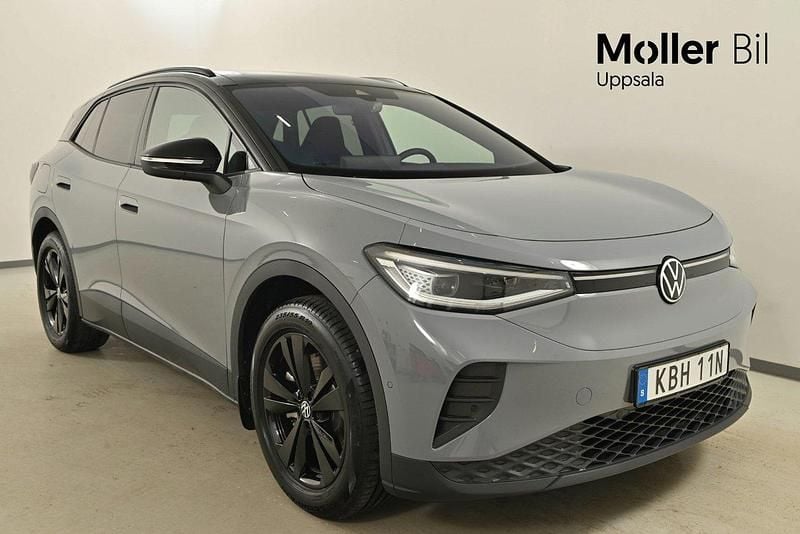 Grå (moonstone grey black) Ny 2025 VW ID.4 Pro SUV | 587 900 kr (Dyr) - Bild 1/4