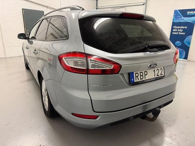 Begagnad Ford Mondeo Trend 116 HK (85 kW) 2011 Grå Kombi