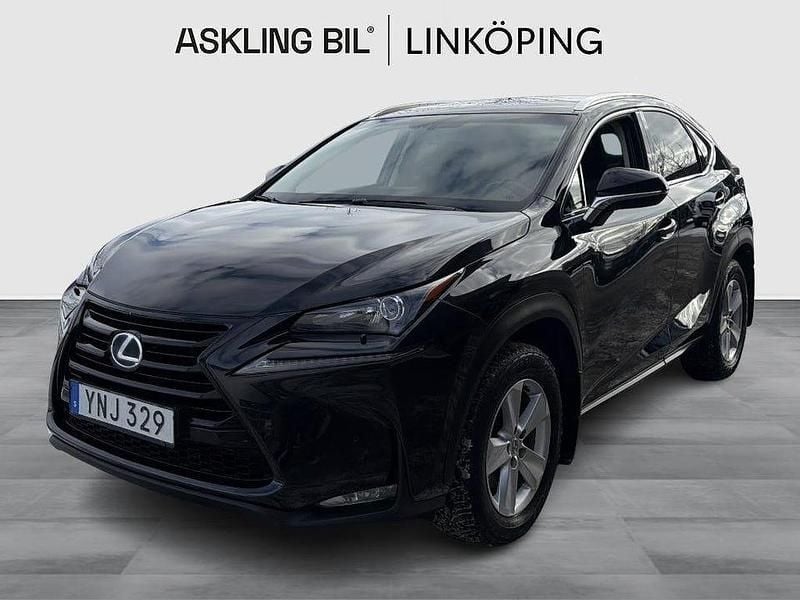 Begagnad Lexus NX300h Sport Line 197 HK (144 kW) 2017 Svart SUV