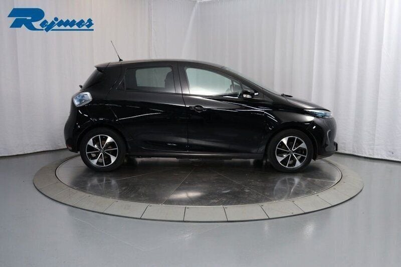 Begagnad Renault Zoe Intens 80 kW (109 HK) 2018 Svart Halvkombi