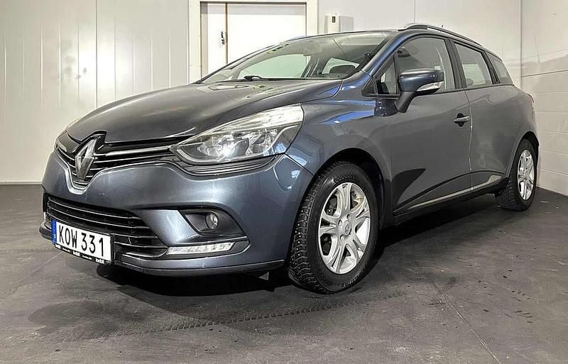 Begagnad Renault Clio IV 90 HK (66 kW) 2017 Grå Kombi