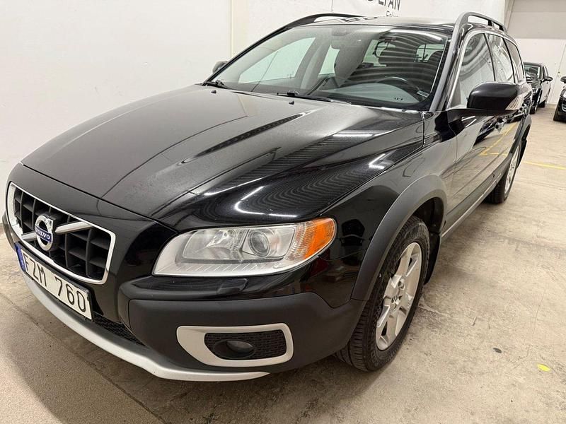 Svart (svart metallic) Begagnad 2011 Volvo XC70 Summum SUV | 79 500 kr (Superpris) - Bild 1/4