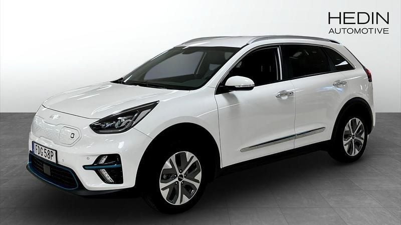 Vit (white) Begagnad 2022 Kia e-Niro Advance SUV | 289 900 kr (Marknadspris) - Bild 1/4