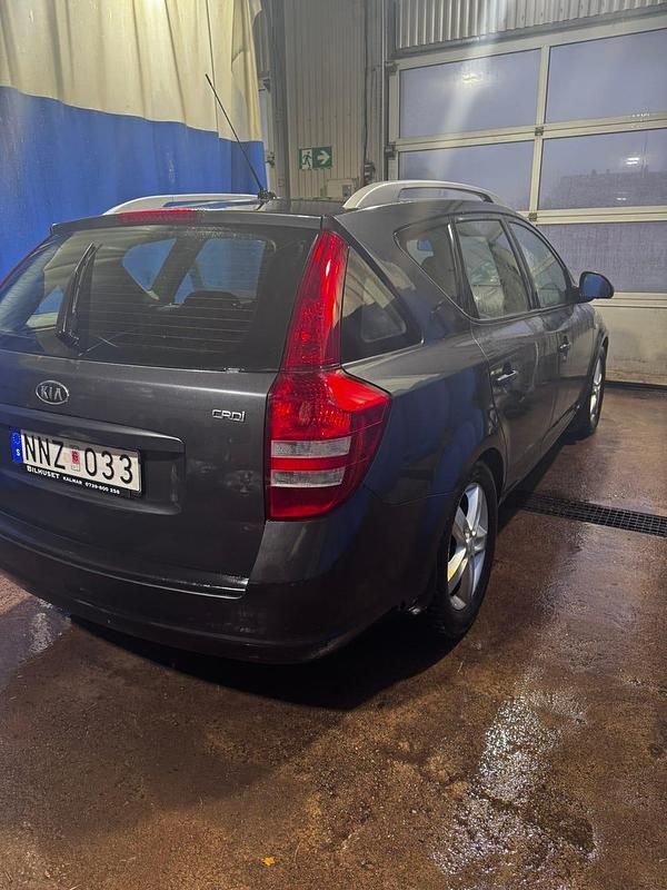 Begagnad 2008 Kia Ceed Sportswagon Kombi | 16 900 kr - Bild 1/4
