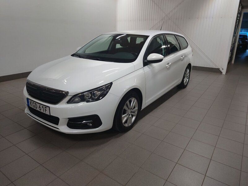 Vit Begagnad 2019 Peugeot 308 Active Kombi | 134 900 kr (Marknadspris) - Bild 1/4