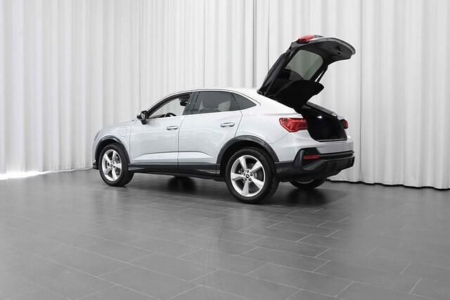Begagnad Audi Q3 Sportback Proline 245 HK (180 kW) 2023 Florettsilver metallic SUV