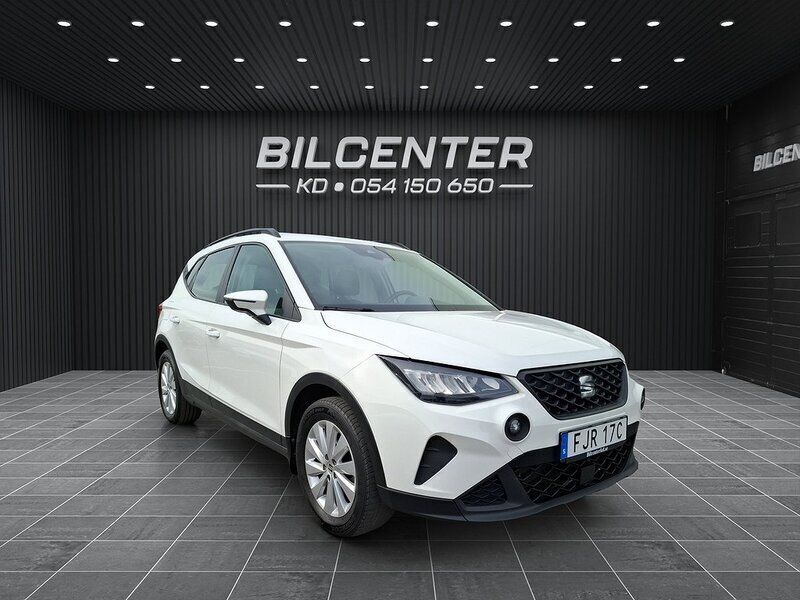 Vit Begagnad 2021 Seat Arona Comfort SUV | 159 900 kr (Marknadspris) - Bild 1/4