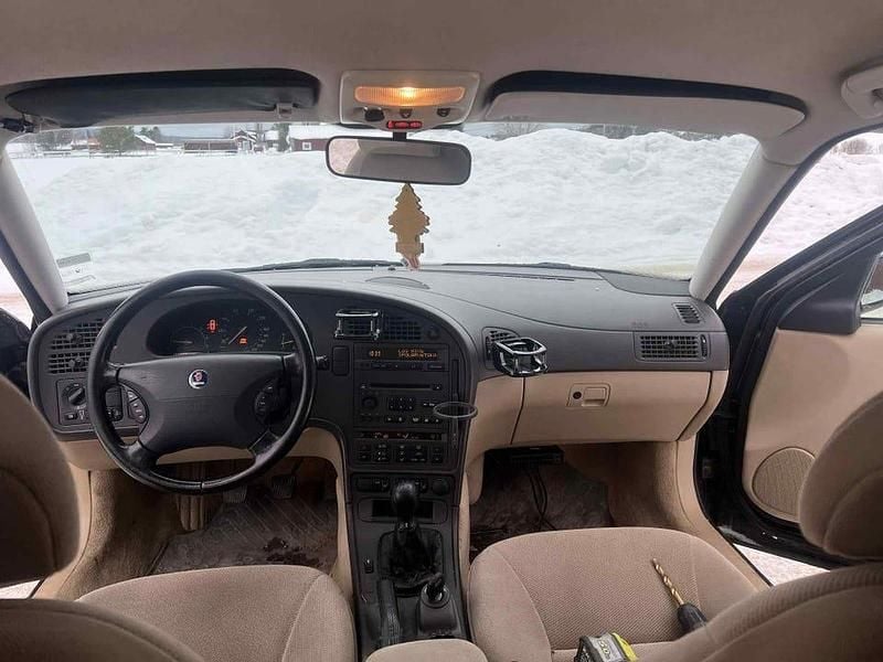 Begagnad Saab 9-5 150 HK (110 kW) 2001 Kombi