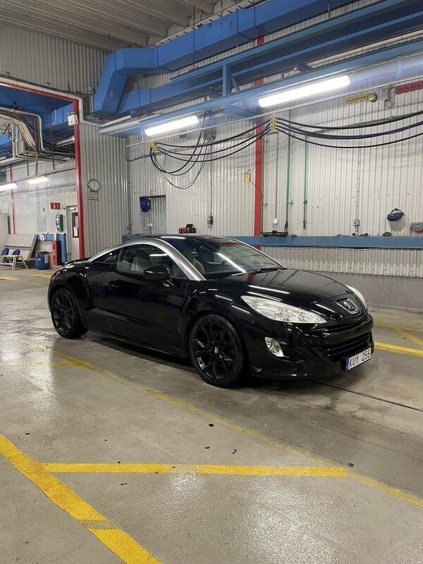 Svart Begagnad 2010 Peugeot RCZ Sportkupé | 70 000 kr (Marknadspris) - Bild 1/4