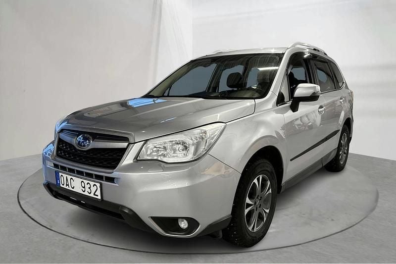 Silver Begagnad 2013 Subaru Forester SUV | 78 000 kr (Marknadspris) - Bild 1/4