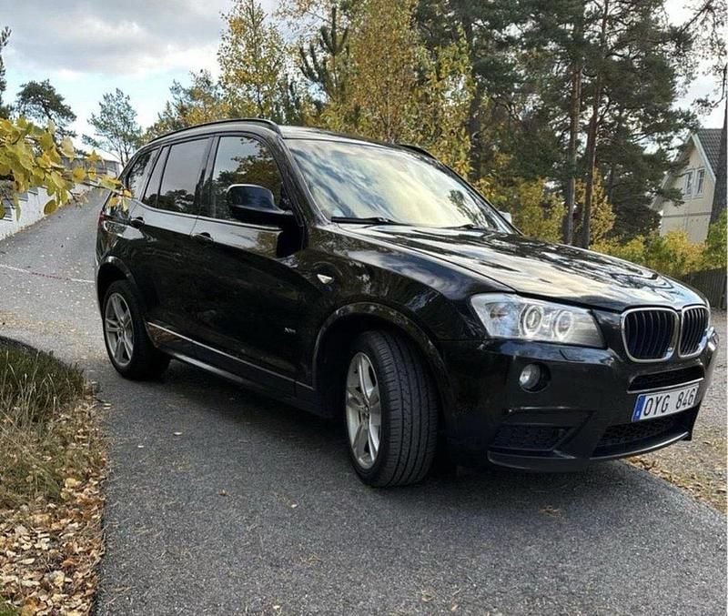 Svart Begagnad 2012 BMW X3 M Sport SUV | 129 900 kr (Marknadspris) - Bild 1/4