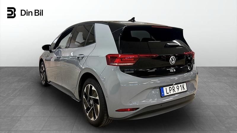 Begagnad VW ID.3 Pro 150 kW (204 HK) 2023 Moonstone grey black Halvkombi