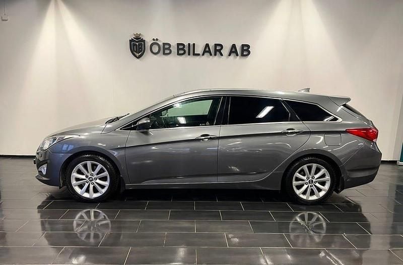 Begagnad Hyundai i40 136 HK (100 kW) 2015 Silver Kombi