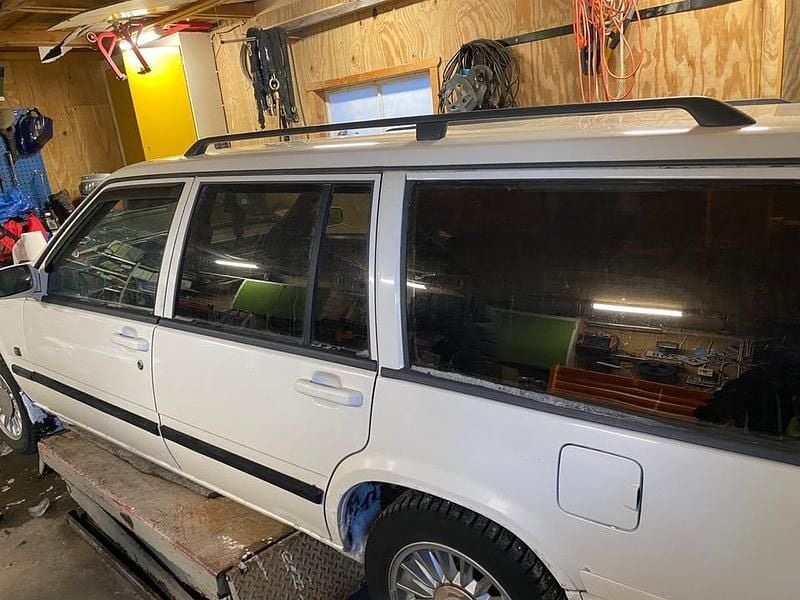 Begagnad Volvo 940 135 HK (99 kW) 1998 Kombi