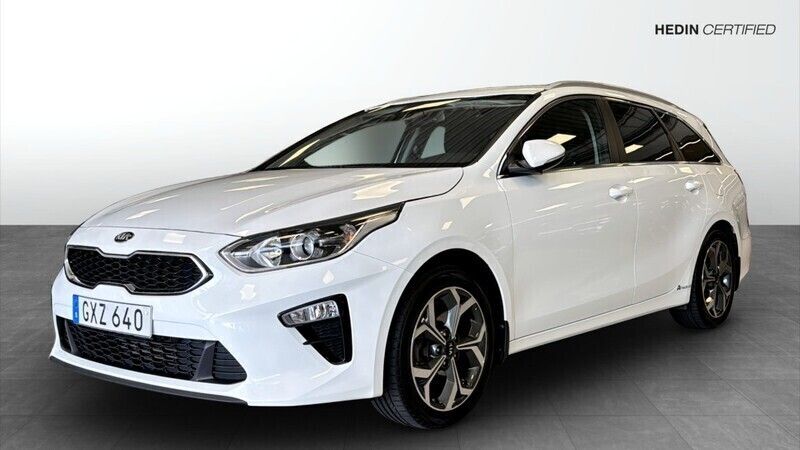 Vit (white) Begagnad 2018 Kia Ceed Sportswagon Advance Kombi | 154 900 kr (Marknadspris) - Bild 1/4