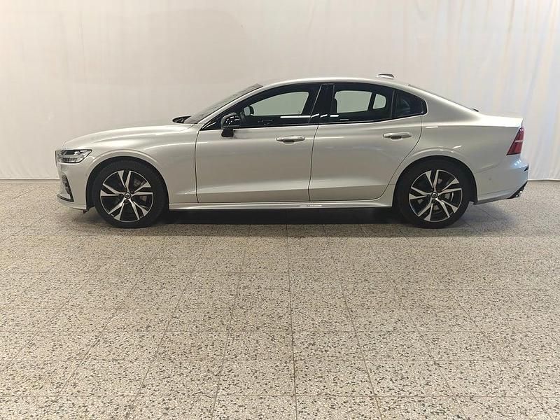 Begagnad Volvo S60 R-Design 197 HK (144 kW) 2021 Silver Sedan