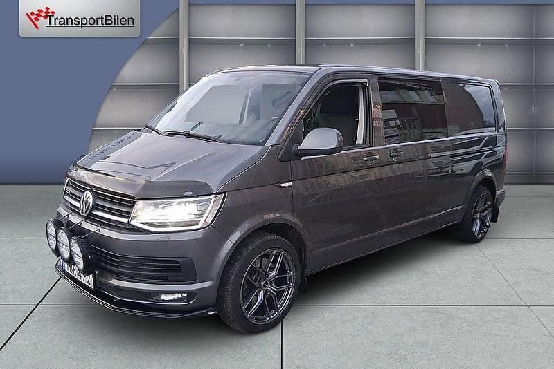 Grå Begagnad 2016 VW Transporter Van | 239 000 kr - Bild 1/4
